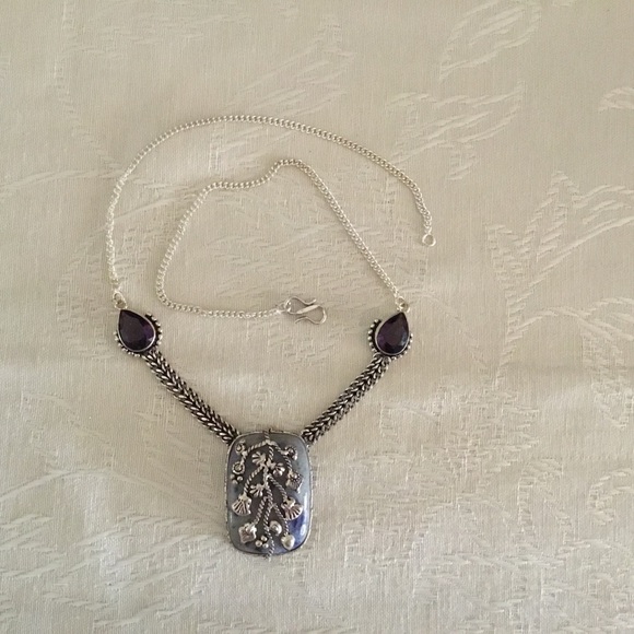 TAMERLANE SQUARE STONE W/ DESIGN ON FRONT AND TWO PEAR AMETHYST STERLING SILVER - Picture 1 of 9